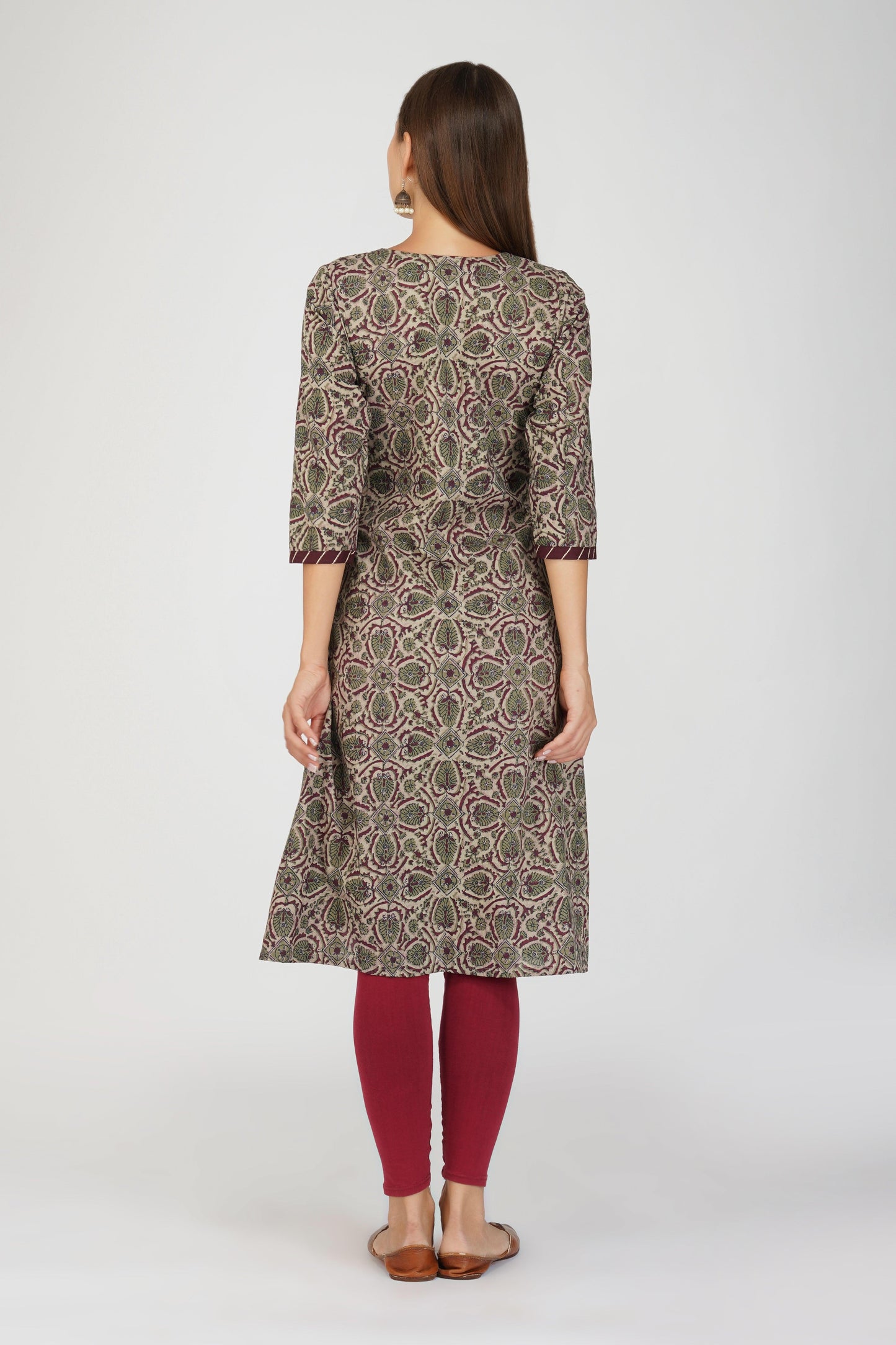 Saral Kurta